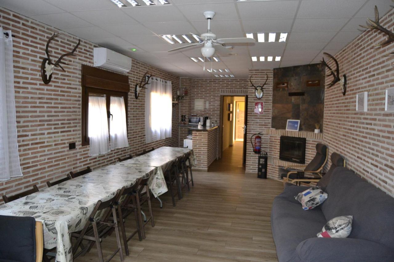 Apartamentos "Casa Rural De Aldea" Aldea del Fresno Exterior photo